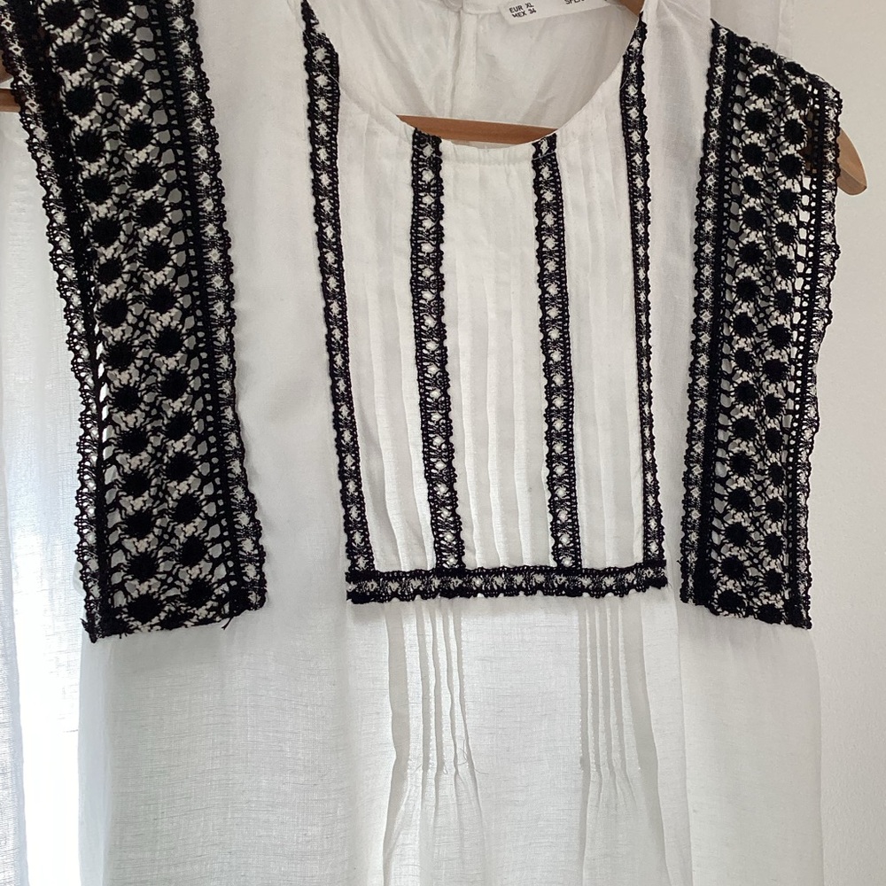 Beautiful White Blouse with Black Lace Accents Cotton
